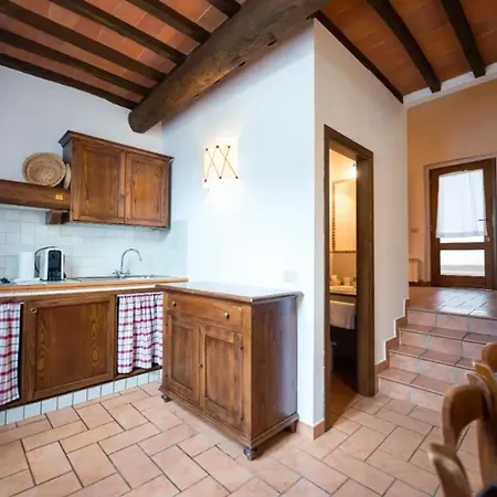 Charming With Shared Pool In Appartement *