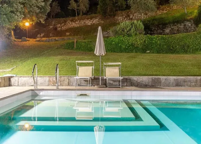 Charming With Shared Pool In Loro Ciuffenna
