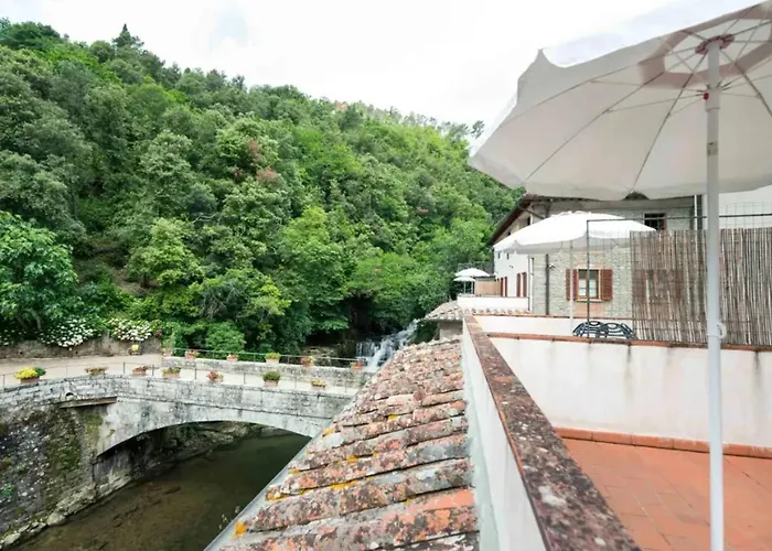 Διαμέρισμα Charming With Shared Pool In Loro Ciuffenna