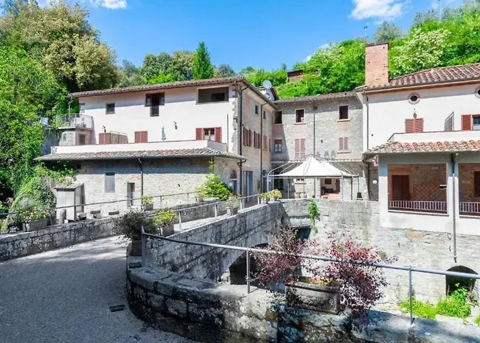 Apartman Charming With Shared Pool In *
