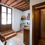 Apartment Charming With Shared Pool In *